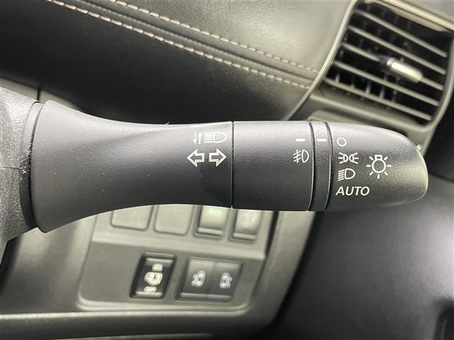 セレナ ハイウェイスター Vセレクション 純正9インチナビ アラウンドビューモニター 両側パワースライドドア エマージェンシーブレーキ クルーズコントロール LEDヘッドライト ビルトインETC プッシュスタート スマートキー オートライト(29枚目)