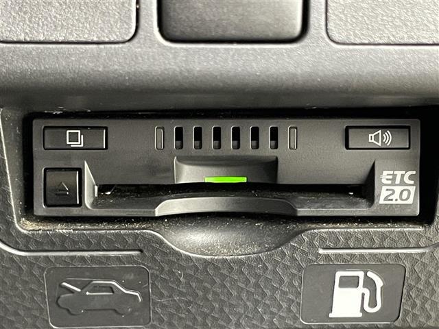 タンク カスタムG-T 純正9インチナビ バックカメラ 前後ドライブレコーダー ビルトインETC2.0 両側パワースライドドア LEDヘッドライト 衝突軽減ブレーキ クルーズコントロール シートヒーター オートライト 地デジ(4枚目)