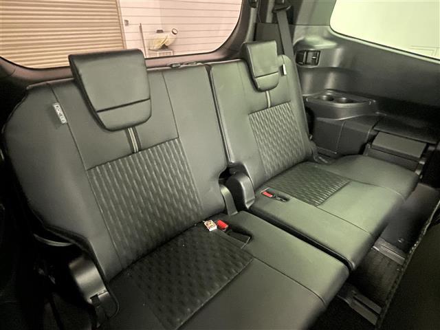 ノア ハイブリッドＳ－Ｚ　純正１０．５インチナビ　純正１４インチフリップダウンモニター　バックカメラ　ビルトインＥＴＣ２．０　レーダークルーズコントロール　前後ドライブレコーダー　両側パワースライドドア　ＬＥＤライト　ＤＶＤ（10枚目）