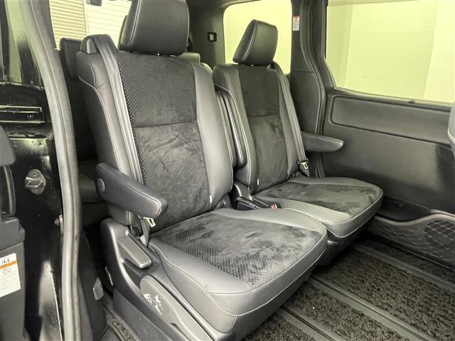 ヴォクシー ZS 煌III 純正10インチナビ バックカメラ 前後ドライブレコーダー ビルトインETC 地デジフルセグ 両側パワースライドドア LEDライト クルーズコントロール スマートキー プッシュスタート オートライト(9枚目)