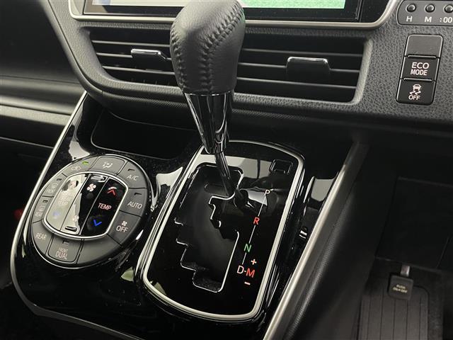 ヴォクシー ZS 煌III 純正10インチナビ バックカメラ 前後ドライブレコーダー ビルトインETC 地デジフルセグ 両側パワースライドドア LEDライト クルーズコントロール スマートキー プッシュスタート オートライト(38枚目)