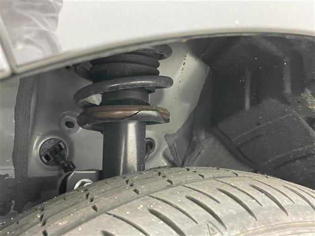 ルーミー カスタムＧ　純正９型ディスプレイオーディオ　両側電動スライドドア　レーダークルーズコントロール　前後ドライブレコーダー　シートヒーター　前後コーナーセンサー　踏み間違い防止　衝突軽減ブレーキ　ＨＤＭＩ接続　ＬＥＤ（22枚目）