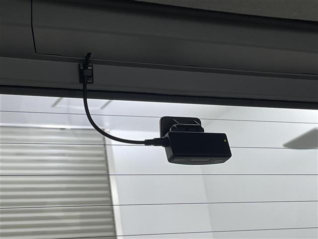 ルーミー カスタムＧ　純正９型ディスプレイオーディオ　両側電動スライドドア　レーダークルーズコントロール　前後ドライブレコーダー　シートヒーター　前後コーナーセンサー　踏み間違い防止　衝突軽減ブレーキ　ＨＤＭＩ接続　ＬＥＤ（25枚目）