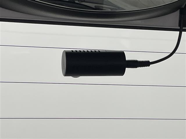 スペーシアカスタム ハイブリッドXSターボ 純正8インチナビ 両側パワスラ コーナーセンサー HUD ETC オートライト フォグランプ 前後ドラレコ ハーフレザーシート シートヒーター パドルシフト 追従クルコン LEDライト ステリモ(25枚目)