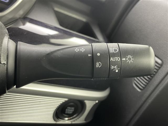 スペーシアカスタム ハイブリッドXSターボ 純正8インチナビ 両側パワスラ コーナーセンサー HUD ETC オートライト フォグランプ 前後ドラレコ ハーフレザーシート シートヒーター パドルシフト 追従クルコン LEDライト ステリモ(31枚目)