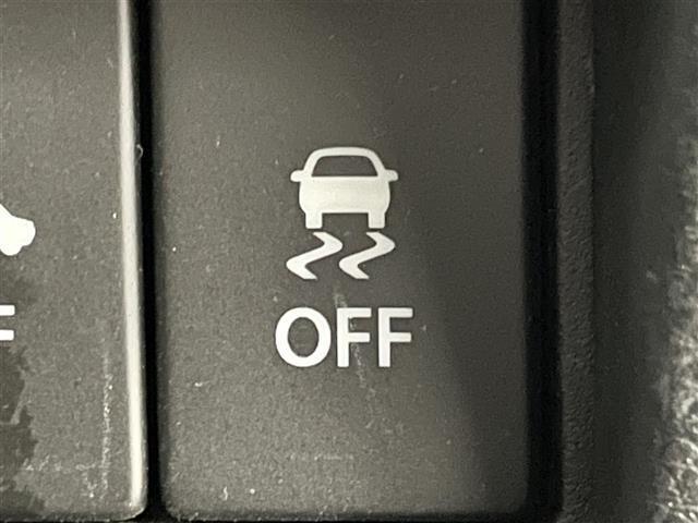 スペーシアカスタム ハイブリッドXSターボ 純正8インチナビ 両側パワスラ コーナーセンサー HUD ETC オートライト フォグランプ 前後ドラレコ ハーフレザーシート シートヒーター パドルシフト 追従クルコン LEDライト ステリモ(39枚目)