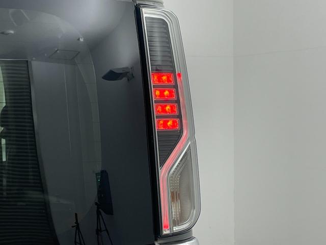 スペーシアカスタム ハイブリッドXSターボ 純正8インチナビ 両側パワスラ コーナーセンサー HUD ETC オートライト フォグランプ 前後ドラレコ ハーフレザーシート シートヒーター パドルシフト 追従クルコン LEDライト ステリモ(73枚目)