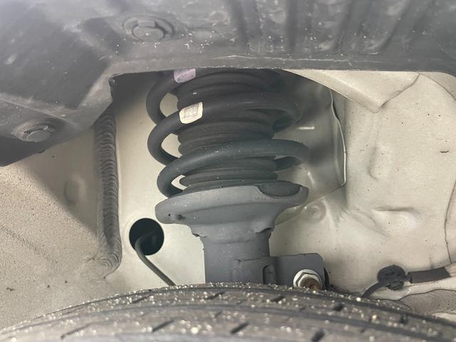 スペーシアカスタム ハイブリッドXSターボ 純正8インチナビ 両側パワスラ コーナーセンサー HUD ETC オートライト フォグランプ 前後ドラレコ ハーフレザーシート シートヒーター パドルシフト 追従クルコン LEDライト ステリモ(77枚目)