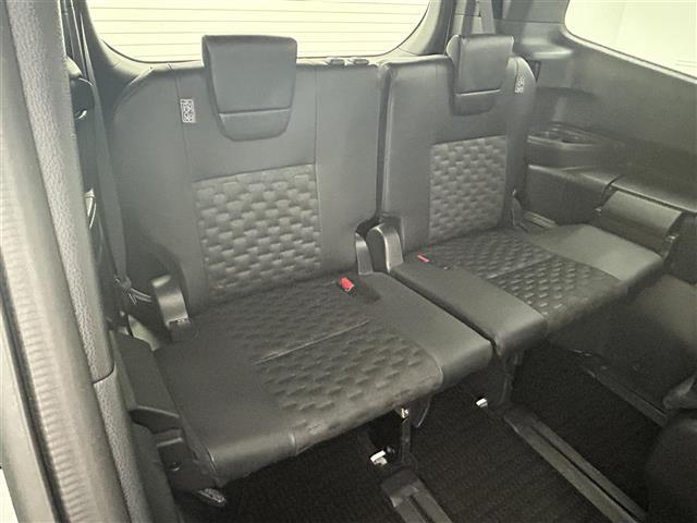 ヴォクシー ハイブリッドS-Z 純正10.5インチディスプレイオーディオ 純正14インチフリップダウンモニター 快適利便パッケージ デジタルインナーミラー ブラインドスポットモニター バックカメラ レーダークルーズコントロール(10枚目)