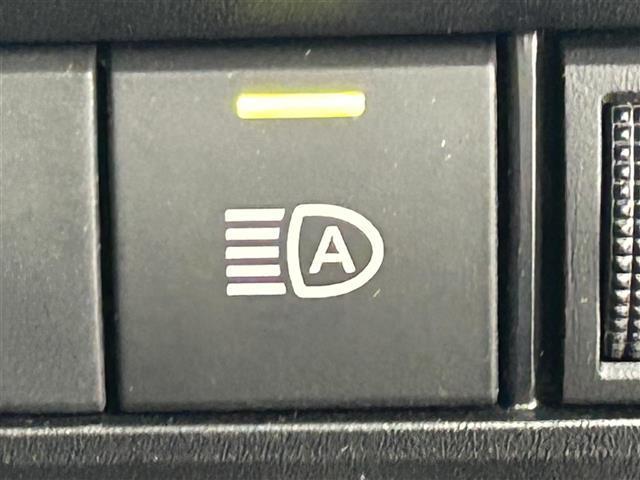 ヴォクシー ハイブリッドS-Z 純正10.5インチディスプレイオーディオ 純正14インチフリップダウンモニター 快適利便パッケージ デジタルインナーミラー ブラインドスポットモニター バックカメラ レーダークルーズコントロール(35枚目)