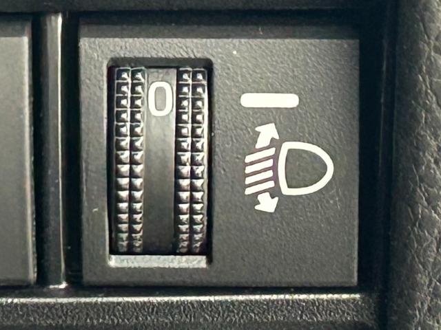 ヴォクシー ハイブリッドS-Z 純正10.5インチディスプレイオーディオ 純正14インチフリップダウンモニター 快適利便パッケージ デジタルインナーミラー ブラインドスポットモニター バックカメラ レーダークルーズコントロール(45枚目)