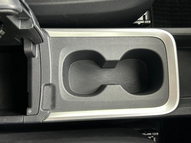 ヴォクシー ハイブリッドS-Z 純正10.5インチディスプレイオーディオ 純正14インチフリップダウンモニター 快適利便パッケージ デジタルインナーミラー ブラインドスポットモニター バックカメラ レーダークルーズコントロール(46枚目)