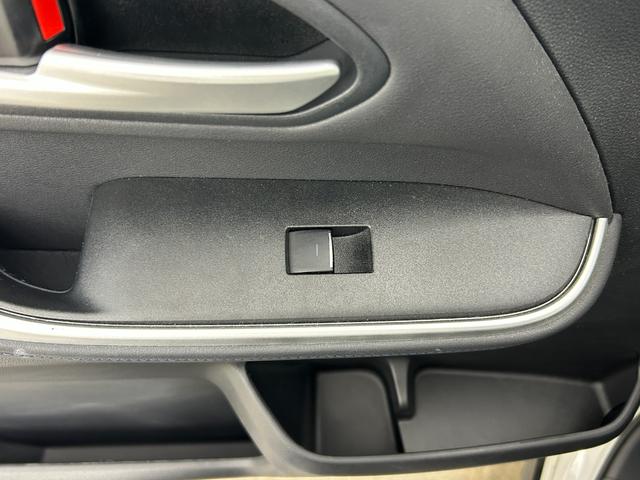 ヴォクシー ハイブリッドS-Z 純正10.5インチディスプレイオーディオ 純正14インチフリップダウンモニター 快適利便パッケージ デジタルインナーミラー ブラインドスポットモニター バックカメラ レーダークルーズコントロール(48枚目)