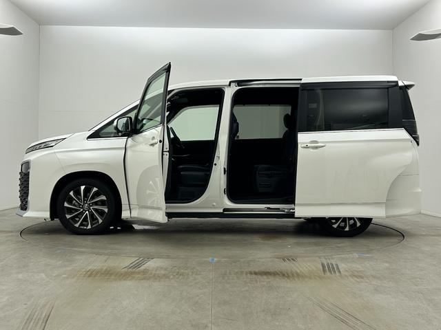 ヴォクシー ハイブリッドS-Z 純正10.5インチディスプレイオーディオ 純正14インチフリップダウンモニター 快適利便パッケージ デジタルインナーミラー ブラインドスポットモニター バックカメラ レーダークルーズコントロール(70枚目)