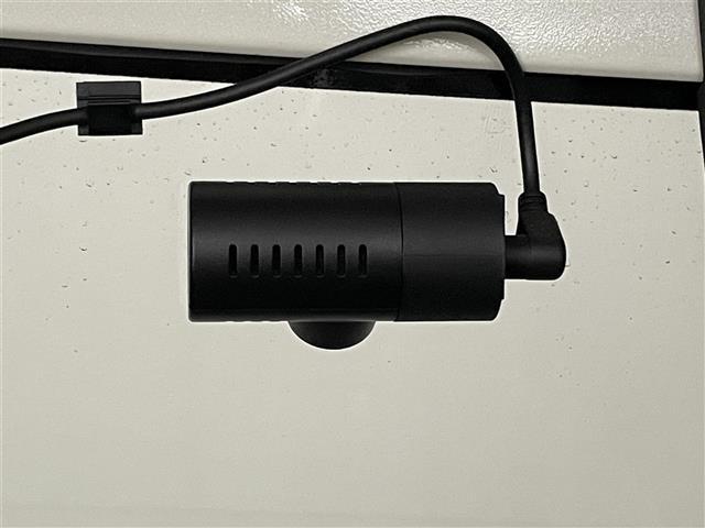 N-BOXカスタム G・ターボLパッケージ 純正ナビ 両側パワースライドドア クルーズコントロール バックカメラ ビルトインETC オートLEDヘッドライト 前後ドライブレコーダー 純正アルミホイール フルセグTV パドルシフト ハーフレザー(7枚目)