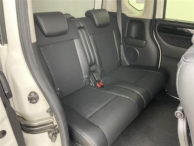 N-BOXカスタム G・ターボLパッケージ 純正ナビ 両側パワースライドドア クルーズコントロール バックカメラ ビルトインETC オートLEDヘッドライト 前後ドライブレコーダー 純正アルミホイール フルセグTV パドルシフト ハーフレザー(9枚目)