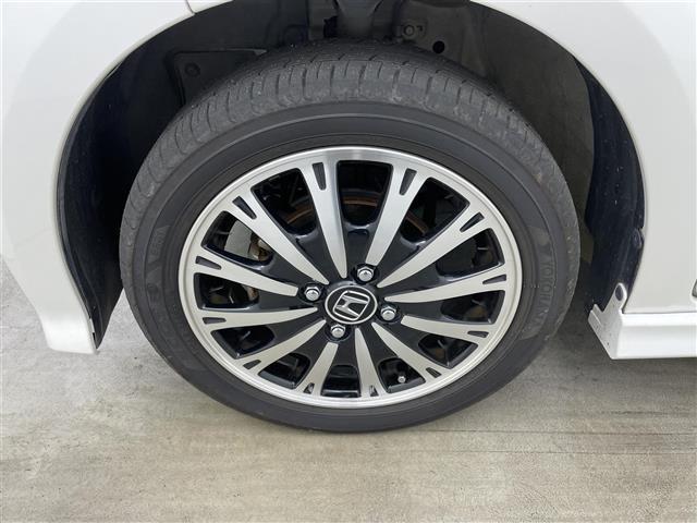 N-BOXカスタム G・ターボLパッケージ 純正ナビ 両側パワースライドドア クルーズコントロール バックカメラ ビルトインETC オートLEDヘッドライト 前後ドライブレコーダー 純正アルミホイール フルセグTV パドルシフト ハーフレザー(15枚目)