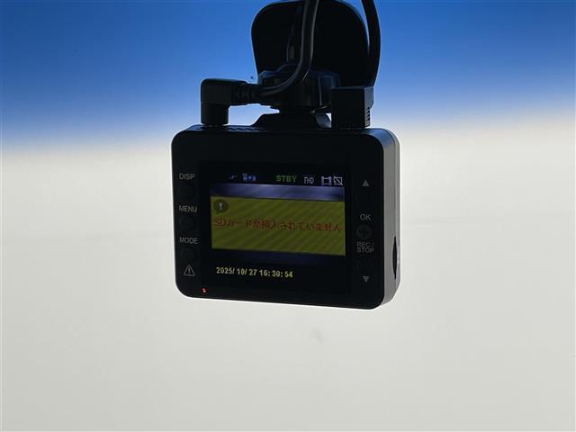 N-BOXカスタム G・ターボLパッケージ 純正ナビ 両側パワースライドドア クルーズコントロール バックカメラ ビルトインETC オートLEDヘッドライト 前後ドライブレコーダー 純正アルミホイール フルセグTV パドルシフト ハーフレザー(24枚目)