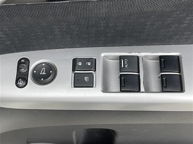 N-BOXカスタム G・ターボLパッケージ 純正ナビ 両側パワースライドドア クルーズコントロール バックカメラ ビルトインETC オートLEDヘッドライト 前後ドライブレコーダー 純正アルミホイール フルセグTV パドルシフト ハーフレザー(41枚目)