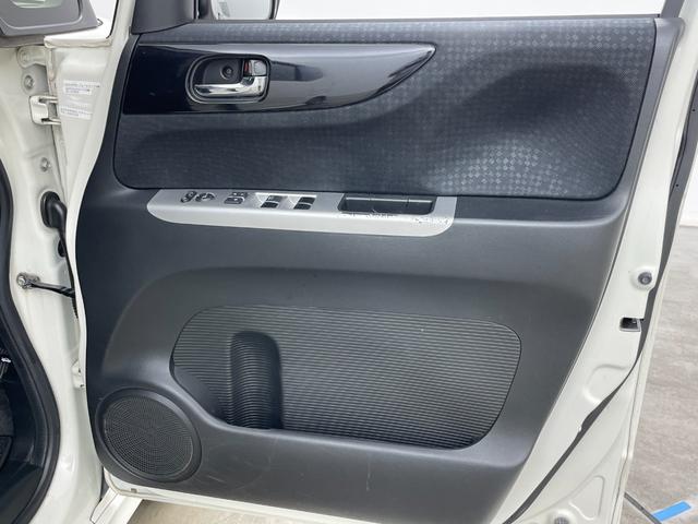 N-BOXカスタム G・ターボLパッケージ 純正ナビ 両側パワースライドドア クルーズコントロール バックカメラ ビルトインETC オートLEDヘッドライト 前後ドライブレコーダー 純正アルミホイール フルセグTV パドルシフト ハーフレザー(50枚目)