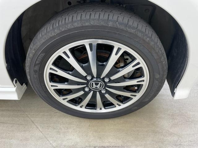 N-BOXカスタム G・ターボLパッケージ 純正ナビ 両側パワースライドドア クルーズコントロール バックカメラ ビルトインETC オートLEDヘッドライト 前後ドライブレコーダー 純正アルミホイール フルセグTV パドルシフト ハーフレザー(76枚目)