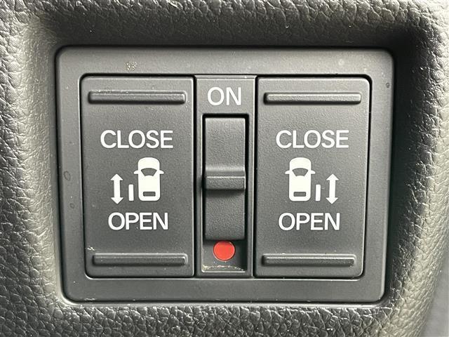 N-BOXカスタム G・Lターボホンダセンシング 純正8インチナビ レーダークルーズコントロール 両側パワースライドドア 衝突軽減ブレーキ ビルトインETC ハーフレザー バックカメラ ドライブレコーダー レーンキープアシスト オートLEDライト(4枚目)