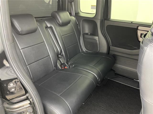 N-BOXカスタム G・Lターボホンダセンシング 純正8インチナビ レーダークルーズコントロール 両側パワースライドドア 衝突軽減ブレーキ ビルトインETC ハーフレザー バックカメラ ドライブレコーダー レーンキープアシスト オートLEDライト(9枚目)