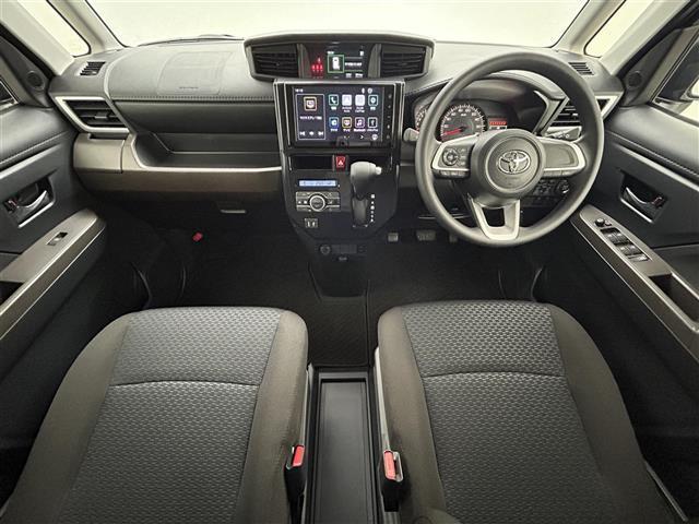 ルーミー Ｇ　両側パワースライドドア　純正９インチディスプレイオーディオ　バックカメラ　衝突軽減ブレーキ　ＣａｒＰｌａｙ　ビルトインＥＴＣ　フルセグＴＶ　オートＬＥＤライト　レーンキープアシスト　ＨＤＭＩ接続（12枚目）