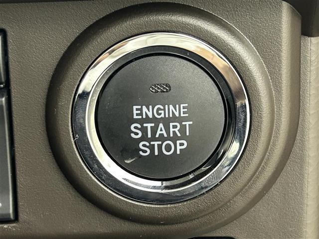 ルーミー Ｇ　両側パワースライドドア　純正９インチディスプレイオーディオ　バックカメラ　衝突軽減ブレーキ　ＣａｒＰｌａｙ　ビルトインＥＴＣ　フルセグＴＶ　オートＬＥＤライト　レーンキープアシスト　ＨＤＭＩ接続（34枚目）