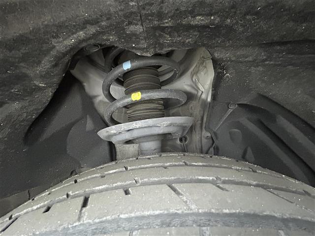 ハリアーハイブリッド Ｚ　モデリスタエアロ　ＪＢＬサウンド　純正１２．３インチナビ　デジタルインナーミラー　レーダークルーズコントロール　衝突軽減ブレーキシステム　パワーシート　ハーフレザーシート　ブラインドスポットモニター（22枚目）