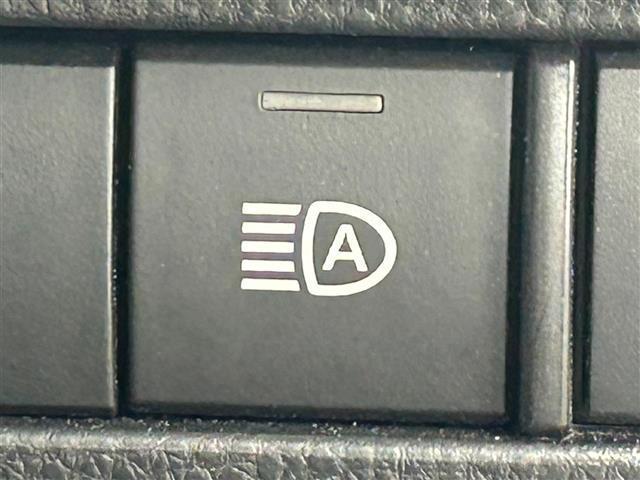 ハリアーハイブリッド Ｚ　モデリスタエアロ　ＪＢＬサウンド　純正１２．３インチナビ　デジタルインナーミラー　レーダークルーズコントロール　衝突軽減ブレーキシステム　パワーシート　ハーフレザーシート　ブラインドスポットモニター（34枚目）