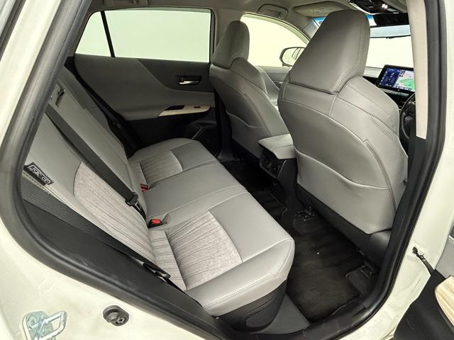 ハリアーハイブリッド Ｚ　モデリスタエアロ　ＪＢＬサウンド　純正１２．３インチナビ　デジタルインナーミラー　レーダークルーズコントロール　衝突軽減ブレーキシステム　パワーシート　ハーフレザーシート　ブラインドスポットモニター（53枚目）