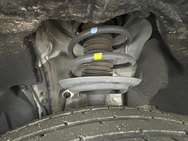 ハリアーハイブリッド Ｚ　モデリスタエアロ　ＪＢＬサウンド　純正１２．３インチナビ　デジタルインナーミラー　レーダークルーズコントロール　衝突軽減ブレーキシステム　パワーシート　ハーフレザーシート　ブラインドスポットモニター（77枚目）