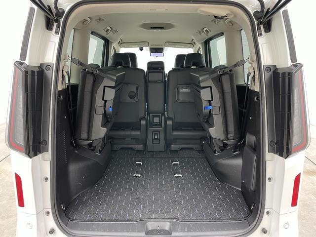 セレナ ｅ－パワー　ハイウェイスターＶ　純正１２．３インチディスプレイオーディオ　両側電動スライド　アラウンドビューモニター　レーダークルーズコントロール　ＥＴＣ２．０　ＬＥＤ　社外ドライブレコーダー　ワイヤレス充電　デジタルインナーミラー（57枚目）