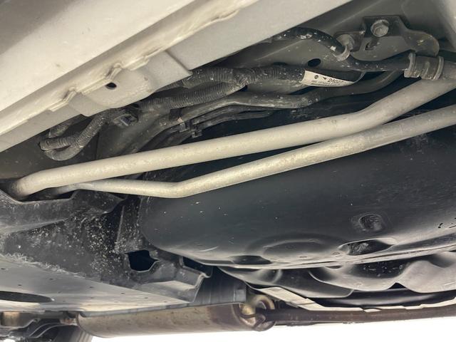 セレナ ｅ－パワー　ハイウェイスターＶ　純正１２．３インチディスプレイオーディオ　両側電動スライド　アラウンドビューモニター　レーダークルーズコントロール　ＥＴＣ２．０　ＬＥＤ　社外ドライブレコーダー　ワイヤレス充電　デジタルインナーミラー（79枚目）