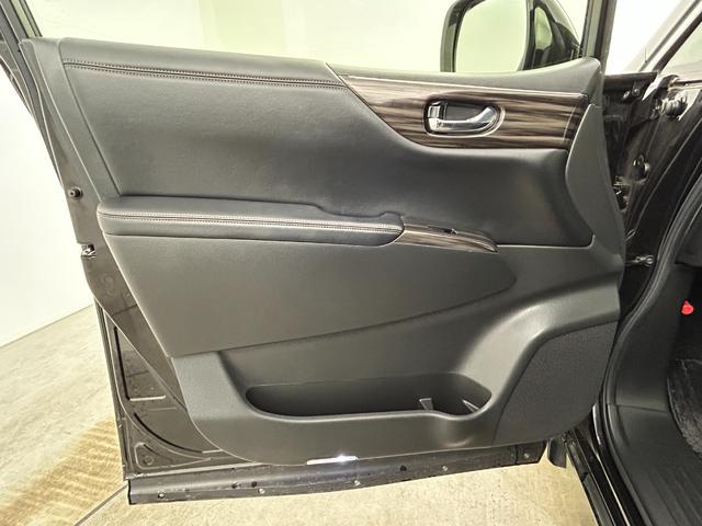 エルグランド 250ハイウェイスターS 純正8インチナビ 純正後席モニター サンルーフ 両側パワースライド アラウンドビューモニター レーダークルーズコントロール ビルトインETC LEDヘッドライト 社外ドライブレコーダー コーナーセンサ(50枚目)