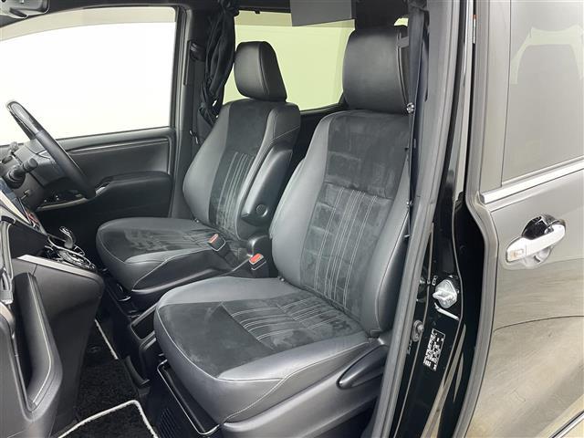 エスクァイア Ｇｉ　プレミアムパッケージ　ブラックテーラード　純正１０インチナビ　両側電動スライドドア　純正前後ドライブレコーダー　衝突軽減ブレーキ　レーンキープアシスト　クルーズコントロール　シートヒーター　ハーフレザーシート　ビルトインＥＴＣ　ＬＥＤ　フォグ（11枚目）