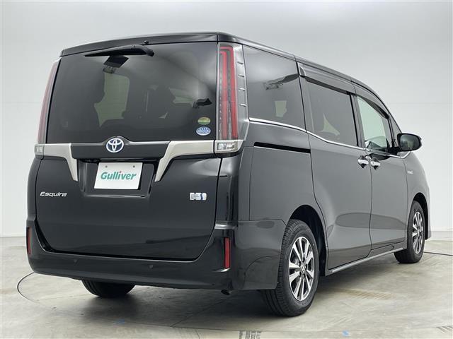 エスクァイア Ｇｉ　プレミアムパッケージ　ブラックテーラード　純正１０インチナビ　両側電動スライドドア　純正前後ドライブレコーダー　衝突軽減ブレーキ　レーンキープアシスト　クルーズコントロール　シートヒーター　ハーフレザーシート　ビルトインＥＴＣ　ＬＥＤ　フォグ（20枚目）