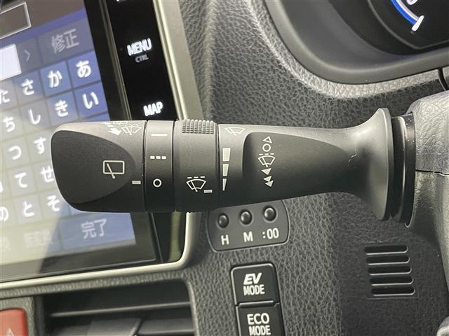 エスクァイア Ｇｉ　プレミアムパッケージ　ブラックテーラード　純正１０インチナビ　両側電動スライドドア　純正前後ドライブレコーダー　衝突軽減ブレーキ　レーンキープアシスト　クルーズコントロール　シートヒーター　ハーフレザーシート　ビルトインＥＴＣ　ＬＥＤ　フォグ（32枚目）