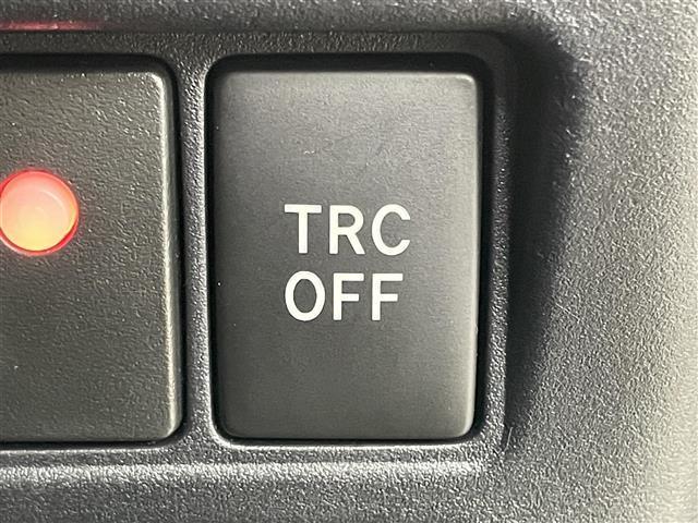 エスクァイア Ｇｉ　プレミアムパッケージ　ブラックテーラード　純正１０インチナビ　両側電動スライドドア　純正前後ドライブレコーダー　衝突軽減ブレーキ　レーンキープアシスト　クルーズコントロール　シートヒーター　ハーフレザーシート　ビルトインＥＴＣ　ＬＥＤ　フォグ（41枚目）