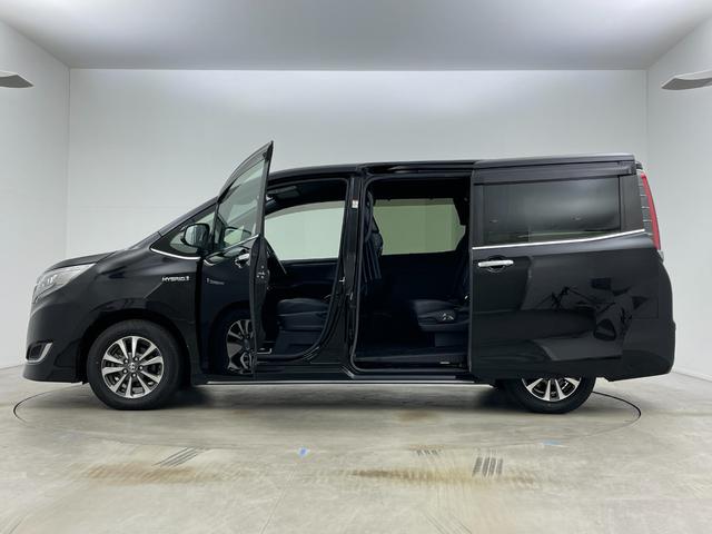 エスクァイア Ｇｉ　プレミアムパッケージ　ブラックテーラード　純正１０インチナビ　両側電動スライドドア　純正前後ドライブレコーダー　衝突軽減ブレーキ　レーンキープアシスト　クルーズコントロール　シートヒーター　ハーフレザーシート　ビルトインＥＴＣ　ＬＥＤ　フォグ（70枚目）