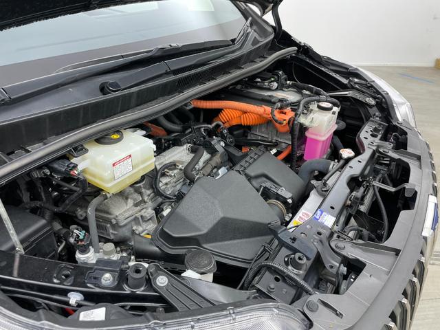 エスクァイア Ｇｉ　プレミアムパッケージ　ブラックテーラード　純正１０インチナビ　両側電動スライドドア　純正前後ドライブレコーダー　衝突軽減ブレーキ　レーンキープアシスト　クルーズコントロール　シートヒーター　ハーフレザーシート　ビルトインＥＴＣ　ＬＥＤ　フォグ（74枚目）