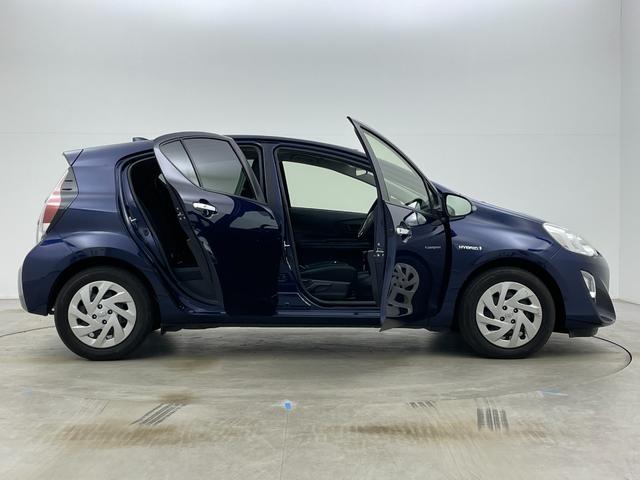 アクア S スタイルブラック 純正ナビ バックカメラ ETC トヨタセーフティーセンス プリクラッシュセーフティ レーンキープアシスト オートマチックハイビーム フロアマット オートエアコン オートライト フォグ スマートキー(68枚目)