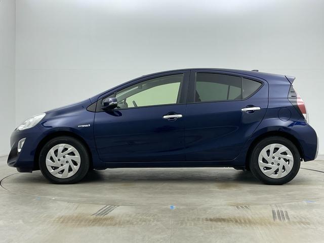 アクア S スタイルブラック 純正ナビ バックカメラ ETC トヨタセーフティーセンス プリクラッシュセーフティ レーンキープアシスト オートマチックハイビーム フロアマット オートエアコン オートライト フォグ スマートキー(69枚目)