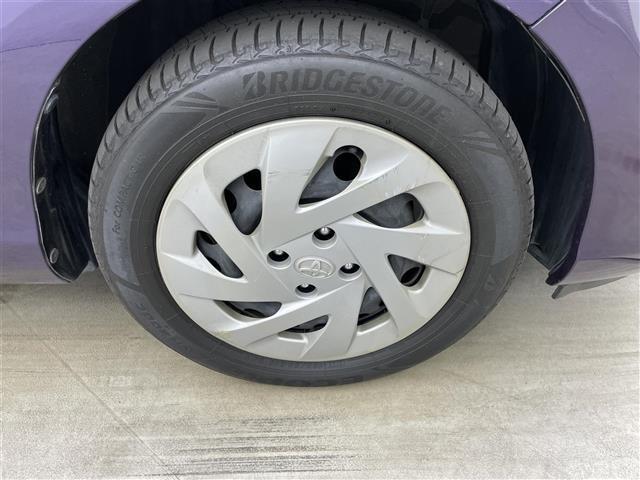 アクア S スタイルブラック 純正SDナビ バックカメラ プッシュスタート スマートキー ビルトインETC アイドリングストップ LEDヘッドライト トヨタセーフティセンス 衝突軽減ブレーキ レーンキープアシスト 横滑り防止装置(15枚目)