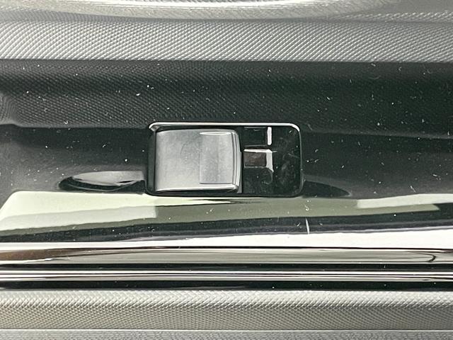 アクア S スタイルブラック 純正SDナビ バックカメラ プッシュスタート スマートキー ビルトインETC アイドリングストップ LEDヘッドライト トヨタセーフティセンス 衝突軽減ブレーキ レーンキープアシスト 横滑り防止装置(48枚目)