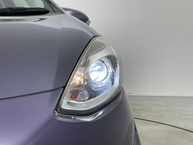 アクア S スタイルブラック 純正SDナビ バックカメラ プッシュスタート スマートキー ビルトインETC アイドリングストップ LEDヘッドライト トヨタセーフティセンス 衝突軽減ブレーキ レーンキープアシスト 横滑り防止装置(65枚目)