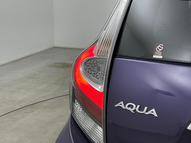 アクア S スタイルブラック 純正SDナビ バックカメラ プッシュスタート スマートキー ビルトインETC アイドリングストップ LEDヘッドライト トヨタセーフティセンス 衝突軽減ブレーキ レーンキープアシスト 横滑り防止装置(72枚目)