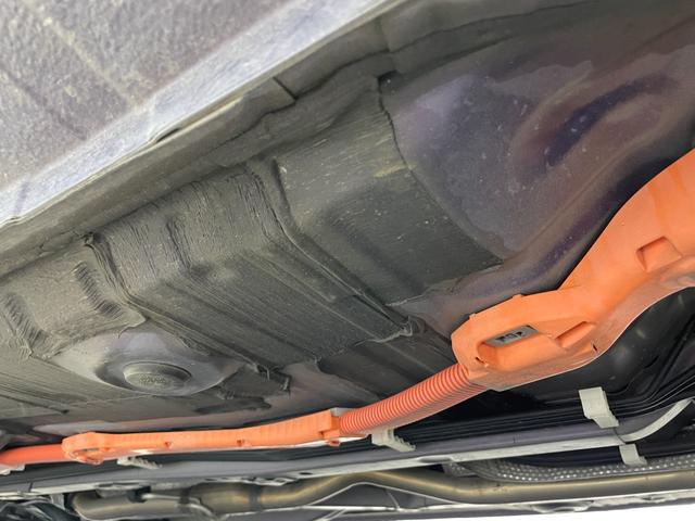 アクア S スタイルブラック 純正SDナビ バックカメラ プッシュスタート スマートキー ビルトインETC アイドリングストップ LEDヘッドライト トヨタセーフティセンス 衝突軽減ブレーキ レーンキープアシスト 横滑り防止装置(79枚目)