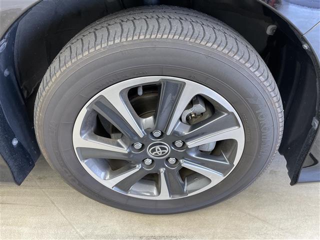 ヴォクシー ＺＳ　煌ＩＩＩ　アルパイン１１インチナビ　社外１２．８インチ後席モニター　ユピテルレーダー　両側パワースライド　ビルトインＥＴＣ　ＬＥＤライト　クルーズコントロール　バックカメラ　ドライブレコーダー　衝突軽減ブレーキ（15枚目）